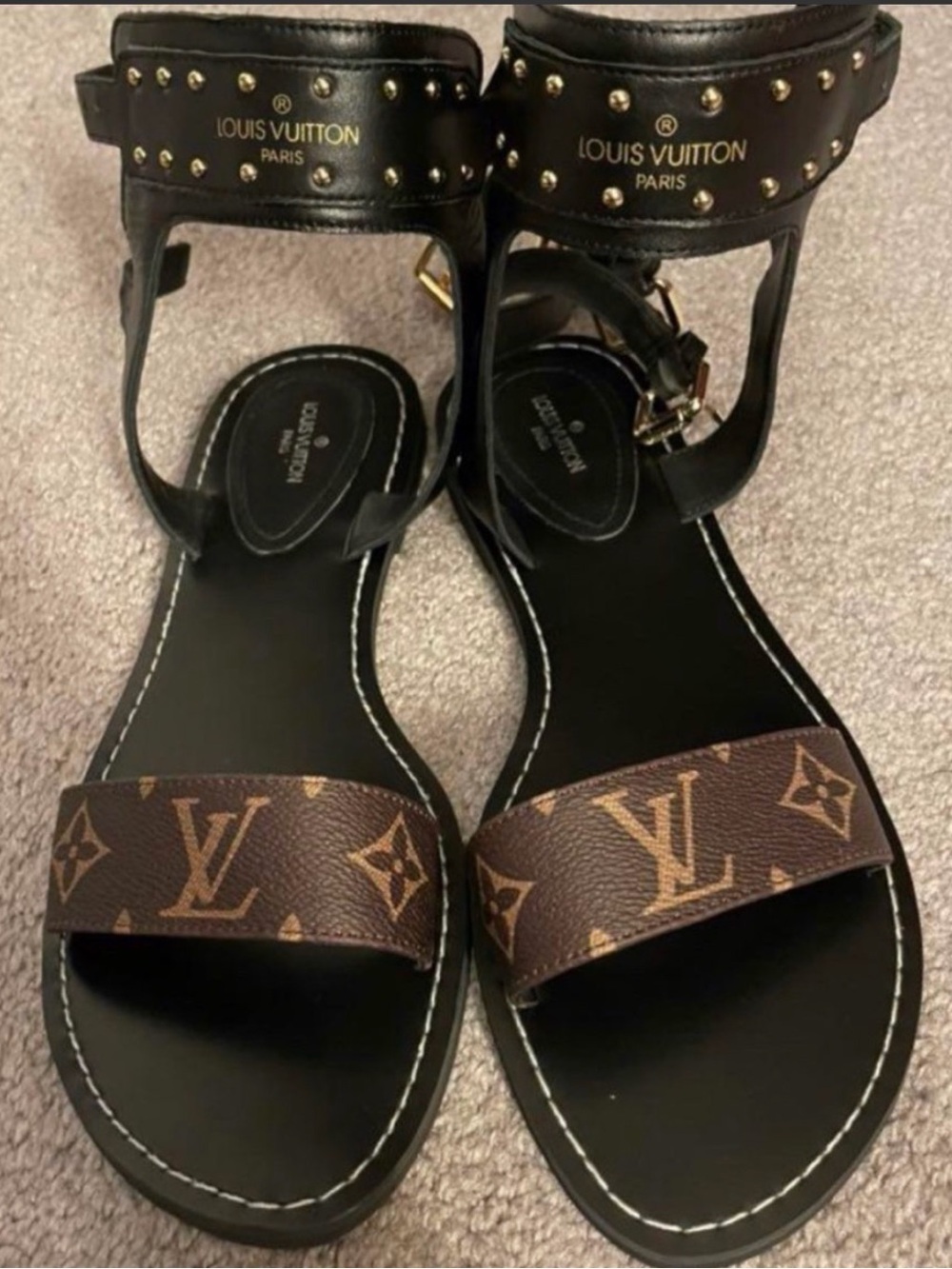 FlAWED Louis Vuitton Brown Monogram Slide Sandals with Black Footbed - Picture 9 of 9